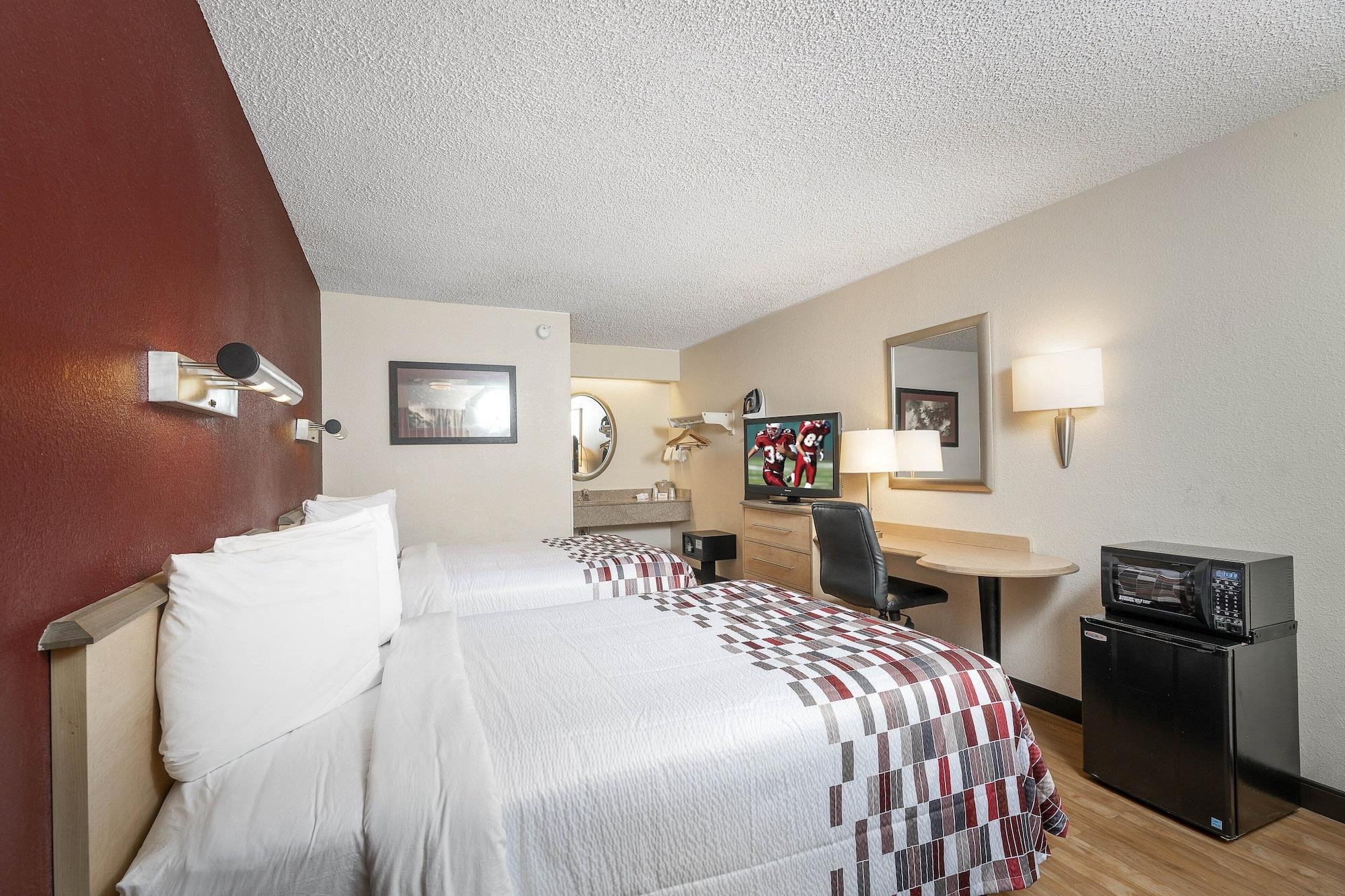 Red Roof Inn Detroit-Rochester Hills/ Auburn Hills Экстерьер фото