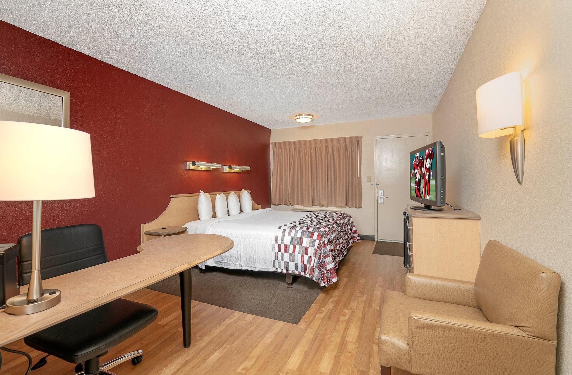 Red Roof Inn Detroit-Rochester Hills/ Auburn Hills Экстерьер фото