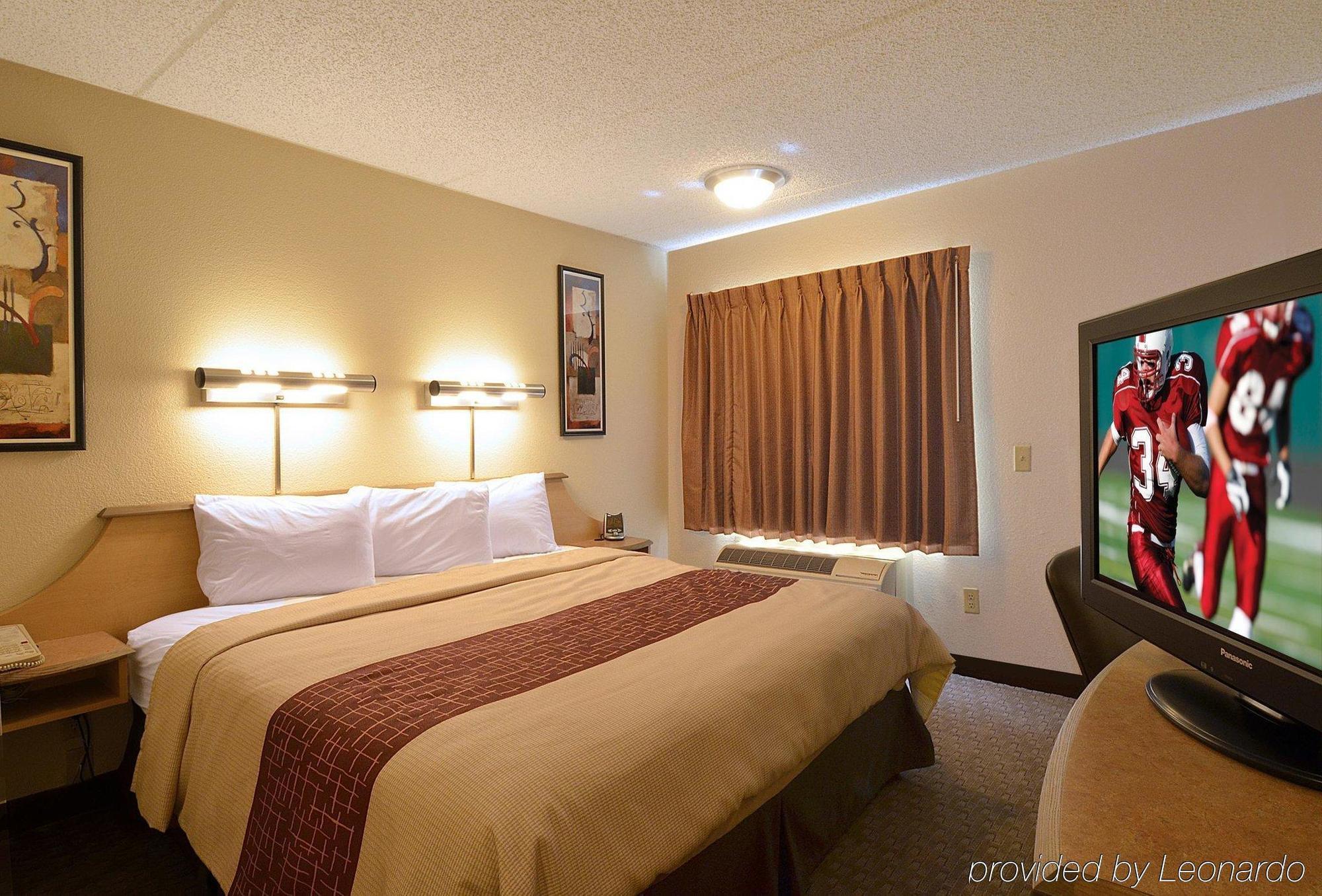 Red Roof Inn Detroit-Rochester Hills/ Auburn Hills Экстерьер фото