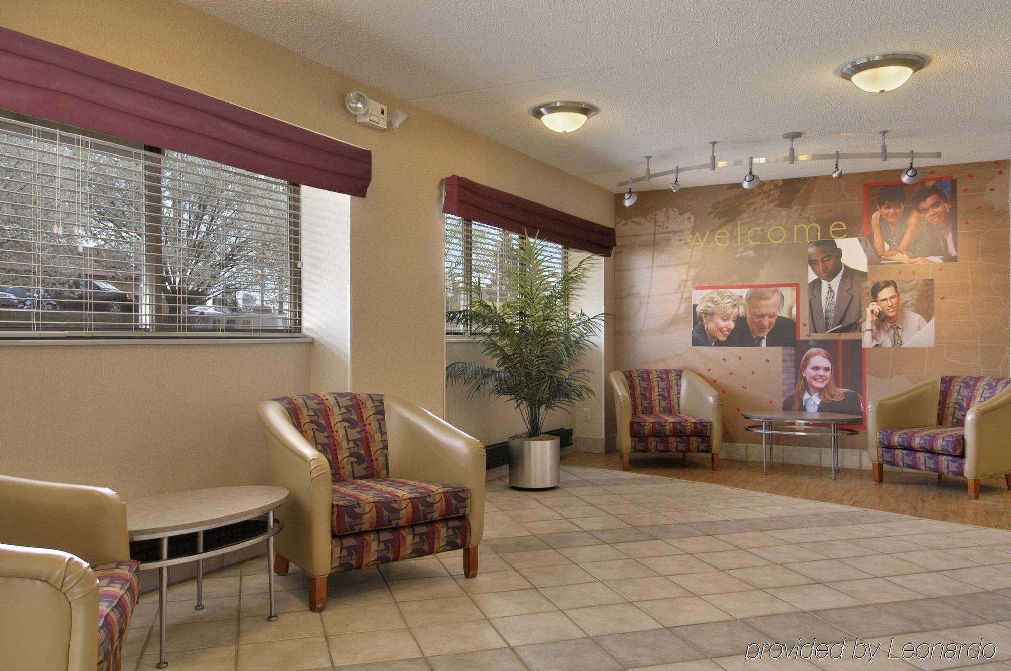 Red Roof Inn Detroit-Rochester Hills/ Auburn Hills Экстерьер фото